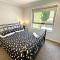 Comfortable & Spacious -2bd 2bth - Braddon