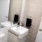 Comfortable & Spacious -2bd 2bth - Braddon