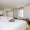 Riva Luxury Suites