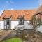 Apple Cottage-Uk37361