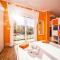 Attic Apartment, Air Conditioning, Fast WiFi