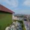 Perfectstayz Premium at Harkipauri Road - Ganga view rooftop cafe