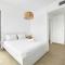 Tower Apartment w Sea View & Style l Mamad