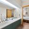 Palisades Tahoe Lodge Rentals One Bedroom #120