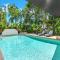 Beachfront 3-Bed with Pool & Stunning Ocean Views