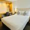 OQ STANDARD HOTEL - Airport