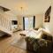 Mezzo House- Entire property