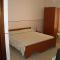 Hotel Caimo Bed-Breakfast