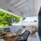 Tropical Penthouse - Pool side apartment
