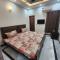 7-Bedroom Vacation Home in Johar Town