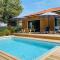 Cabane De Brice in Ares with pool