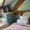 The Hillis Farmhouse - 6 Bed - Sleeps 11 - Pets