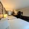 The Orchard Hotel Ukiah Wine Country Free Breakfast, Pool, & Hot Tub