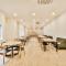 Super Townhouse Menka