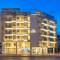 The Athenaeum Luxury Hotel