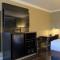 The Orchard Hotel Ukiah Wine Country Free Breakfast, Pool, & Hot Tub