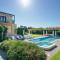 Stone Built Private villa Emerald with pool, 30m to Beach & BBQ!