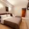 Triton Hotel Piraeus