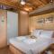 Neoria Houses
