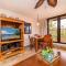 Kaleialoha 403 · Remodeled 1BD w Mountain Views Pool AC