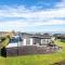 Panoramic Cottage Retreat-By Traum