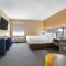 Comfort Inn & Suites Kansas City - Northeast