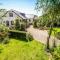 Badgers Den - Covehurst Bay Holiday Cottage