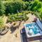 Badgers Den - Covehurst Bay Holiday Cottage