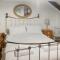 Jennys Cottage 27553