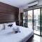 Bed By City Hotel