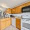 Hale Ono Loa 120 · HOL 120 Oceanfront 2BD w Ocean View AC Pool