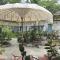 Ruma Kaca Simanindo Bed&Breakfast