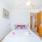 Basic Comfort Apartment Karina 16º 0102
