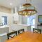 SERENE & ATTRACTIVE 3BR HEATED POOL/SPA HOME
