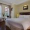 Classic Street Hotel