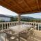 Villa Lejzo - Swimming Pool