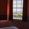 Breaky Hotel