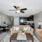 Commodores Retreat 305