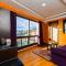 Sumitel Hotel 500 meters from Mall Road