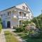 Apartment Vesela-3 by Interhome