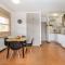 Apartment Les Cigales by Interhome