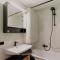 Hike & Ski-in Ski-out Mountain View Apartment for Family & Friends