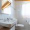 Chalet Belle Roche Recently renovated Jacuzzi