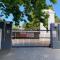 The Skinny Expat - Paarl - Self Catering Apartment