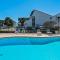 Beachside Condo 13