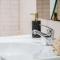 Piraeus Bright Apt