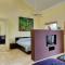 Ocean Dream High Ceiling Studio w/balcony