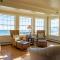 The Beach House Inn