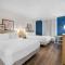 Spark by Hilton Lockport