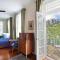 Seona House